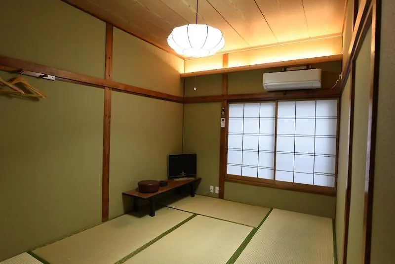 **  Ryokan Sansuiso Tokio Japan
