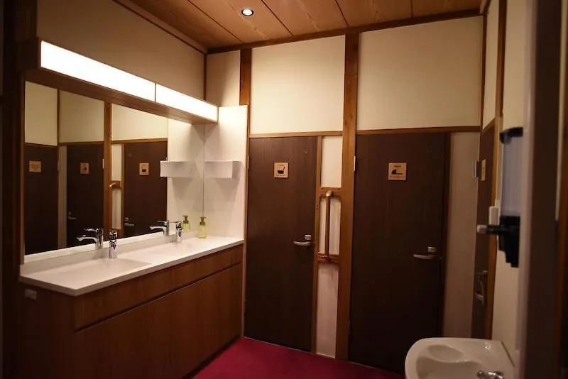 Ryokan Sansuiso Tokyo Japan